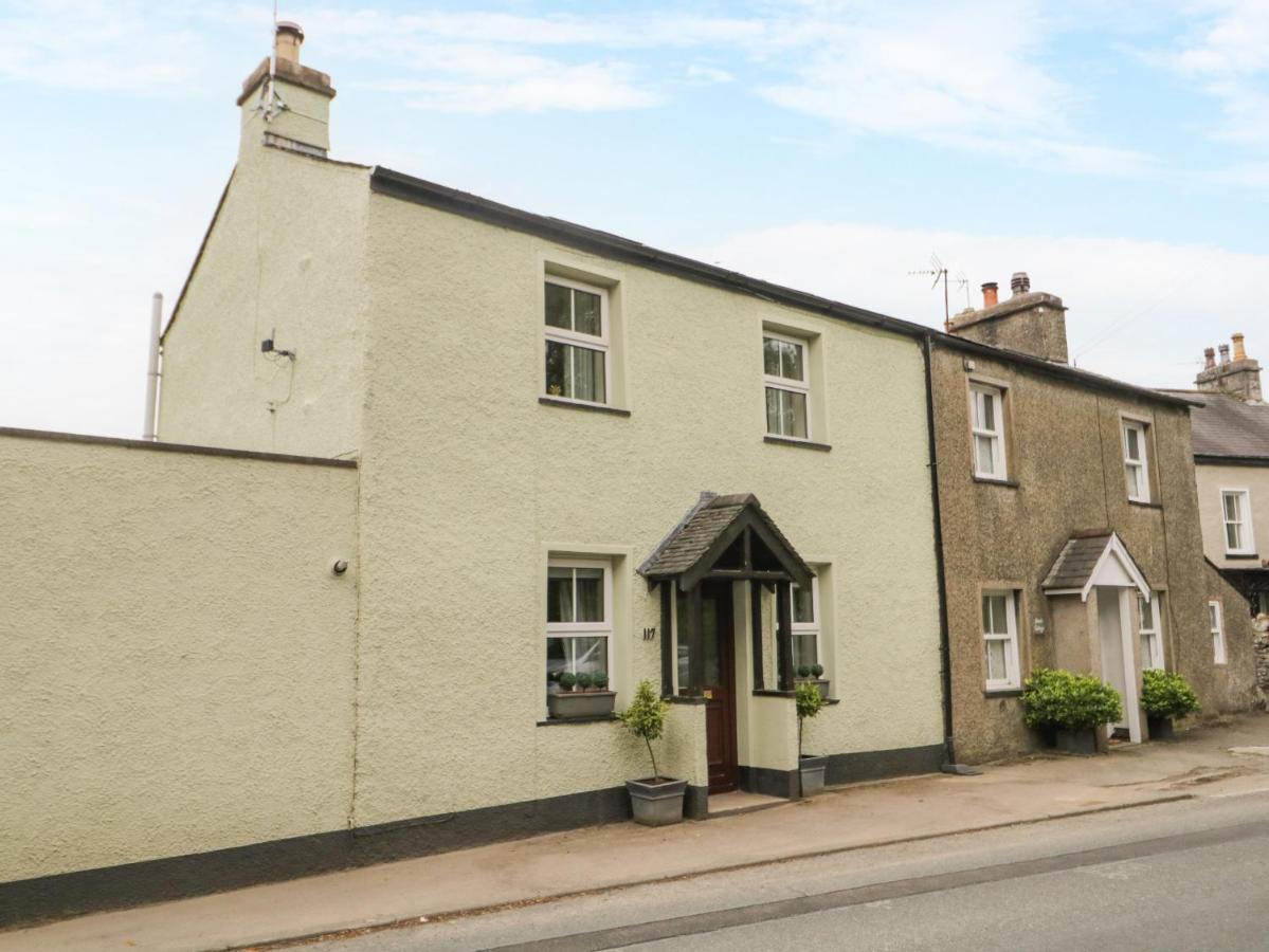 Mulberry Cottage Grange-over-Sands ภายนอก รูปภาพ