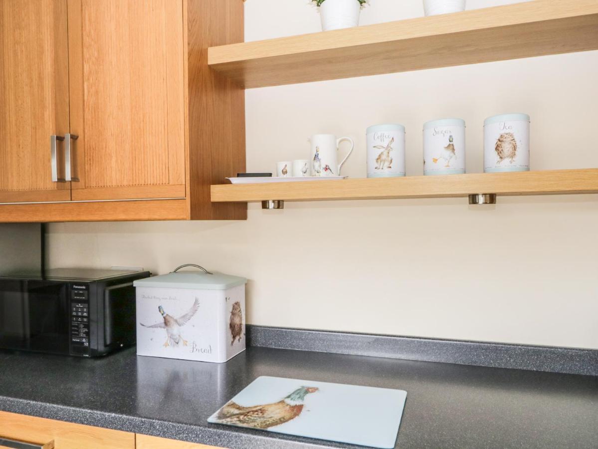 Mulberry Cottage Grange-over-Sands ภายนอก รูปภาพ