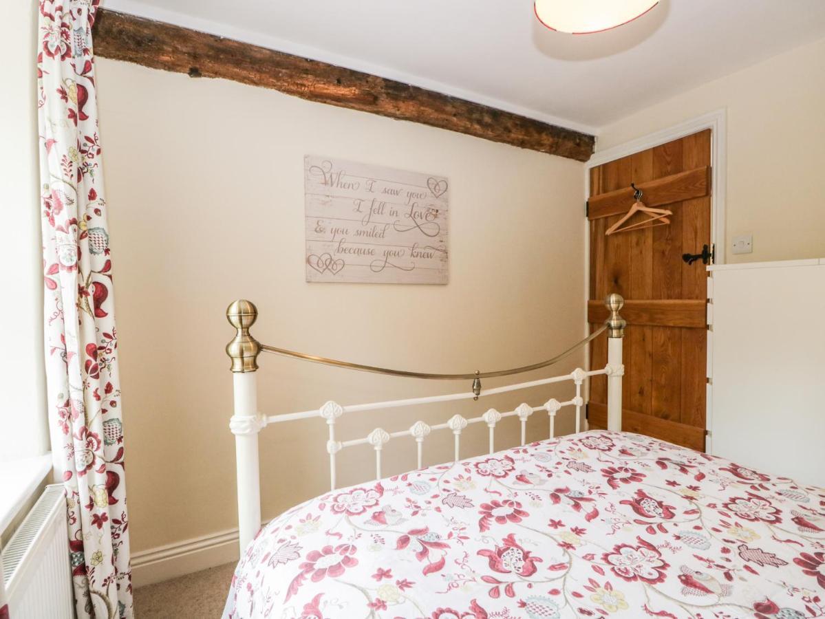 Mulberry Cottage Grange-over-Sands ภายนอก รูปภาพ