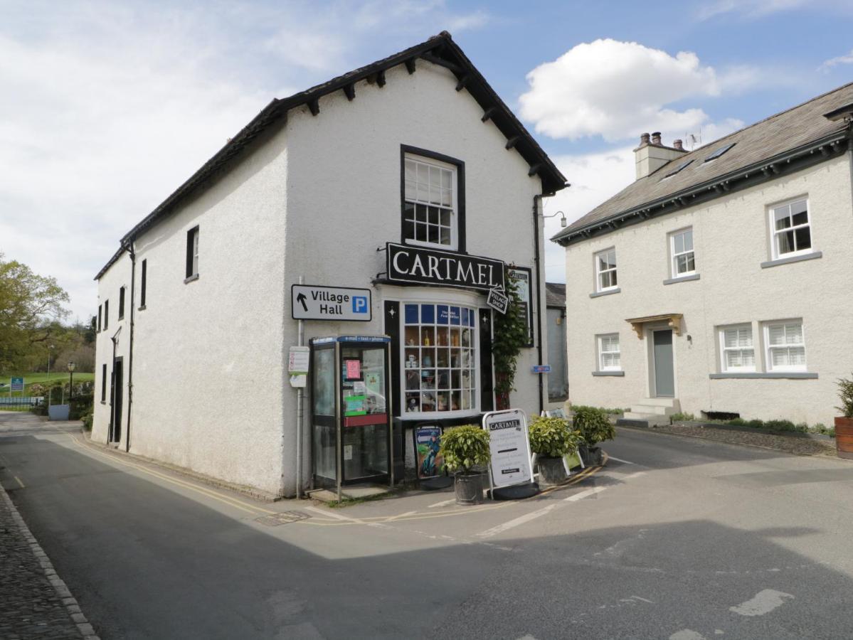Mulberry Cottage Grange-over-Sands ภายนอก รูปภาพ