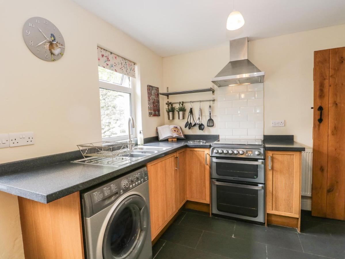 Mulberry Cottage Grange-over-Sands ภายนอก รูปภาพ