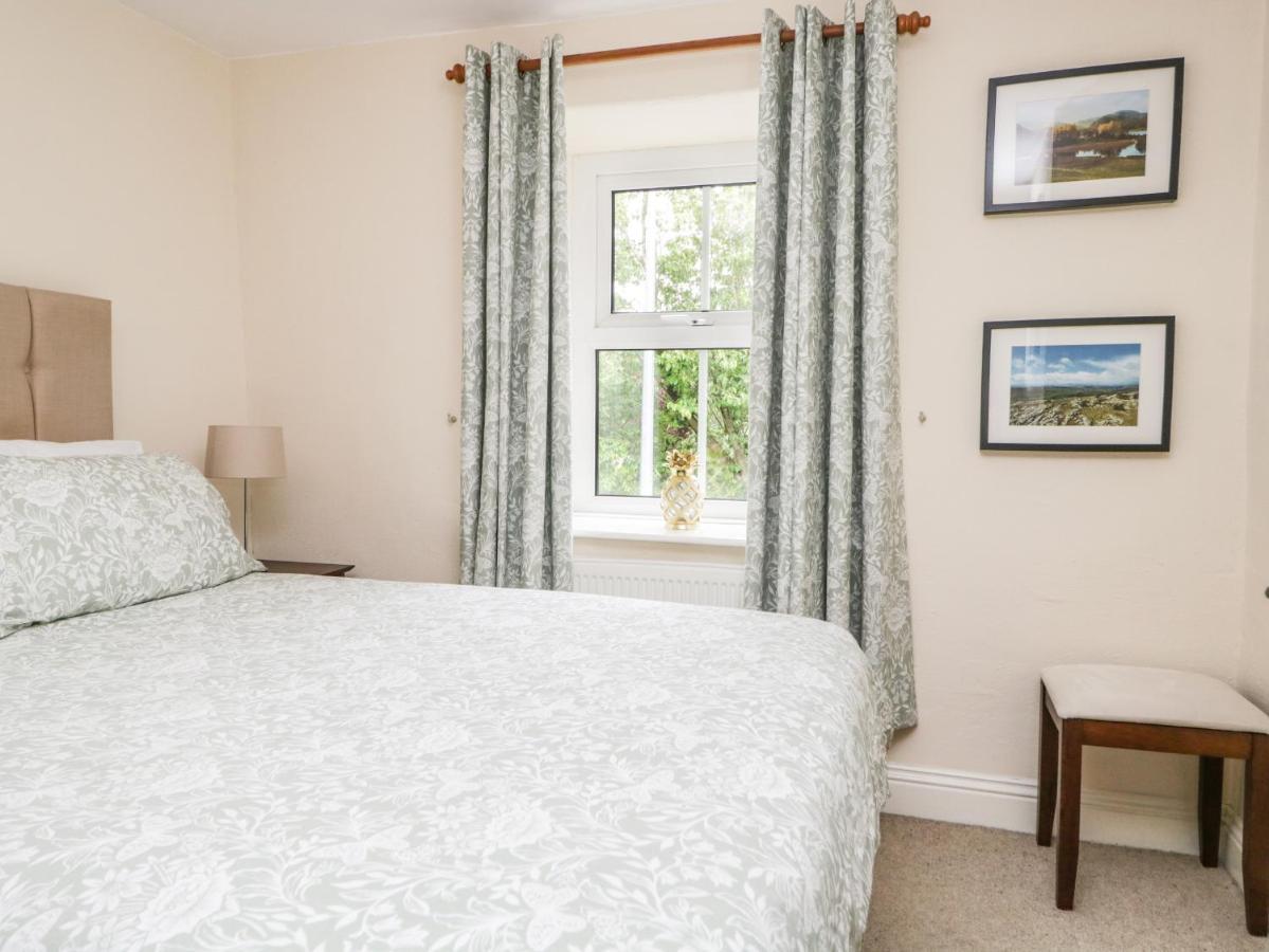 Mulberry Cottage Grange-over-Sands ภายนอก รูปภาพ
